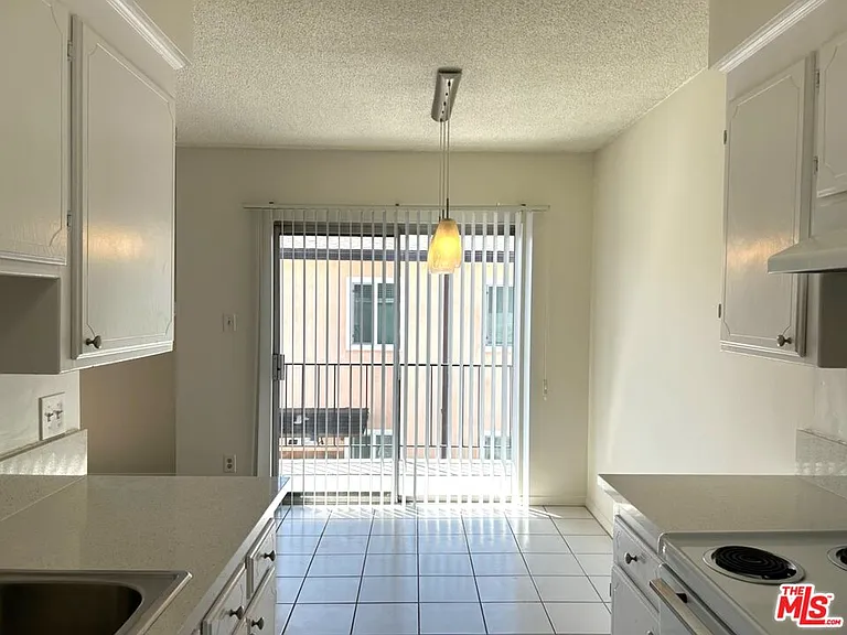 3741 Westwood Blvd #4 — Photo 10