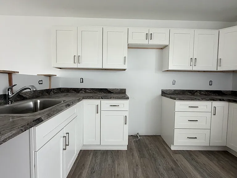 121 Westover Dr — Photo 9