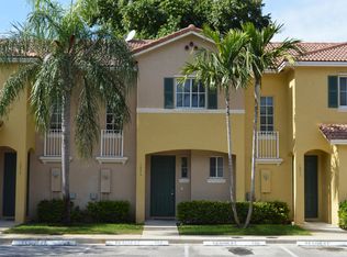 1975 SW 60th Ter, North Lauderdale, FL 33068