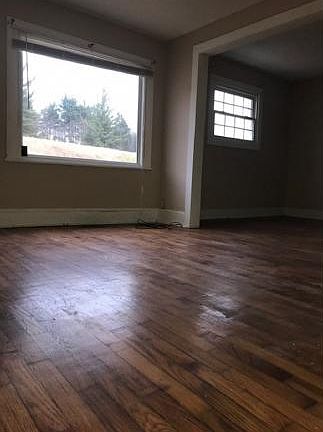 5th image of 943 E Main Blvd