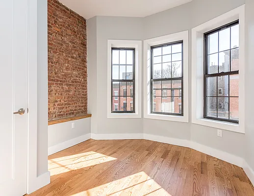 Rented by Nooklyn NYC LLC | media 45