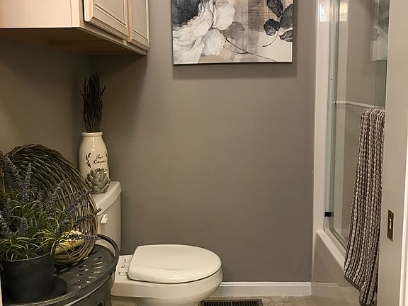 4th image of 51 Red Brook Ln #51