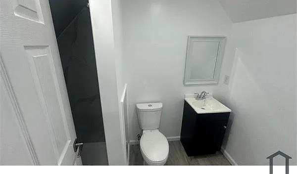 3 bed, 1200 sqft, $1,300 — Photo 2