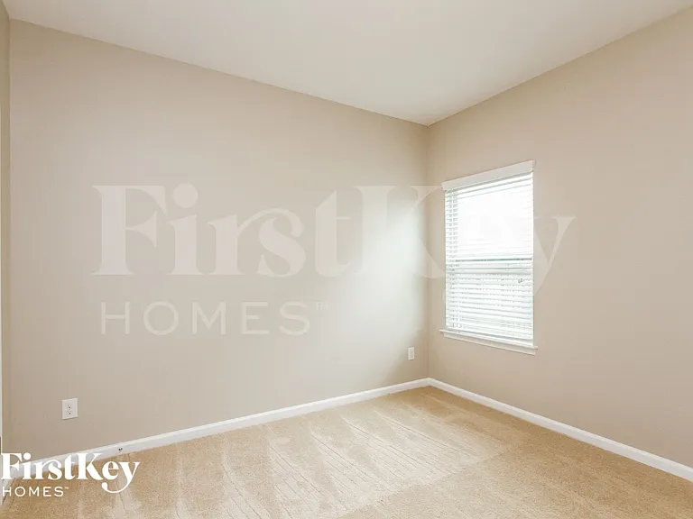 136 Avalon Reserve Dr — Photo 13