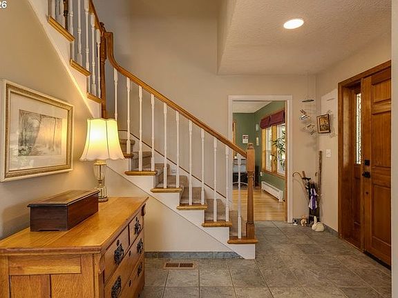 4th image of 18 Ramsay Ln