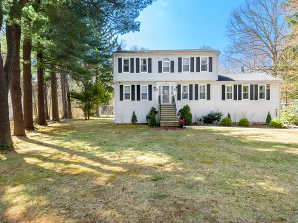 129 Guernseytown Road, Watertown, CT 06795