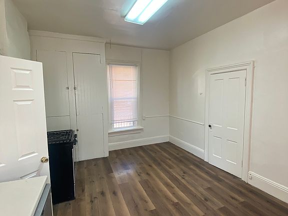 5th image of 1289 Dennison Ave