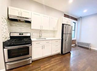 652 Soundview Ave APT 4B, Bronx, NY 10473