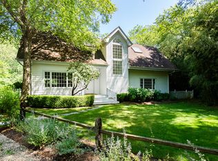 29 Meadows E, Sag Harbor, NY 11963