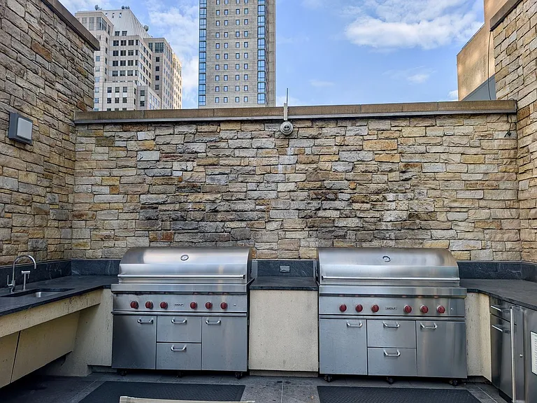 388 Bridge St #37D — Photo 19