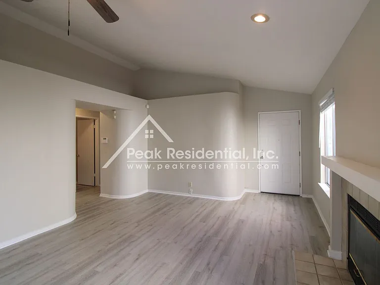 4780 Camino Royale Dr — Photo 5