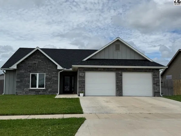 1309 E Genesis Dr, McPherson, KS 67460