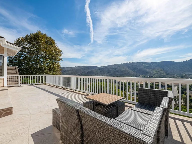 11300 Highridge Ct — Photo 34