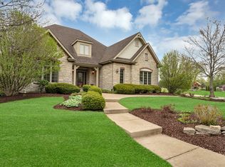 2559 Bird Ln, Batavia, IL 60510