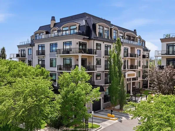 221 N Quarry Way SE #105, Calgary, AB T2C 5M7