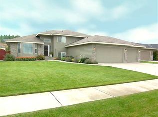 10716 N Arrowhead Dr, Spokane, WA 99208