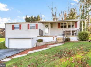 2176 Mount Gretna Rd, Elizabethtown, PA 17022