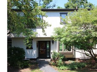 301 Devon Ln, West Chester, PA 19380