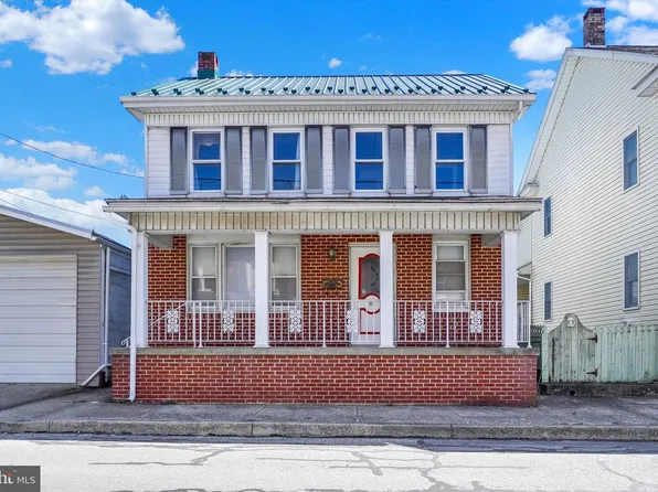 80 1st Ave, Red Lion, PA 17356