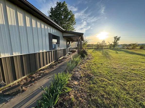 1016 Bucks Of Gains Creek Rd, McAlester, OK 74501