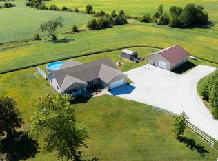 233 Highway 96 S, Plainville, IL 62365