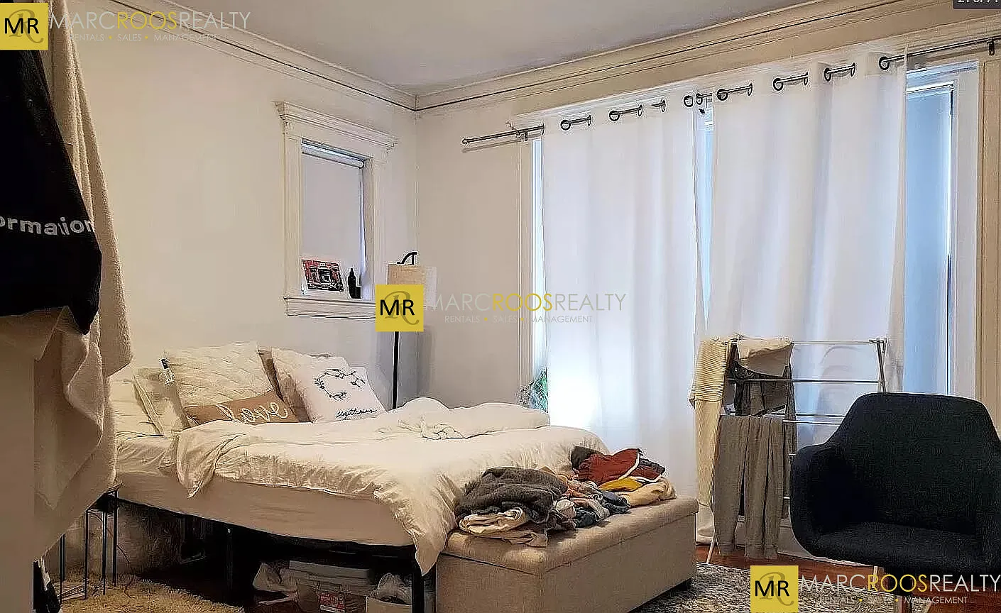 3 bed, $5,700 — Photo 2