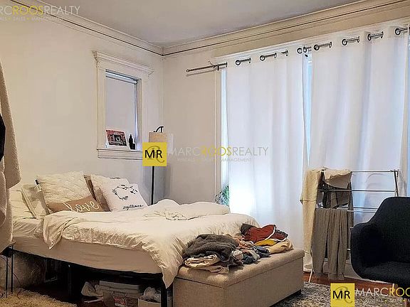 2nd image of 464 Park Dr #6