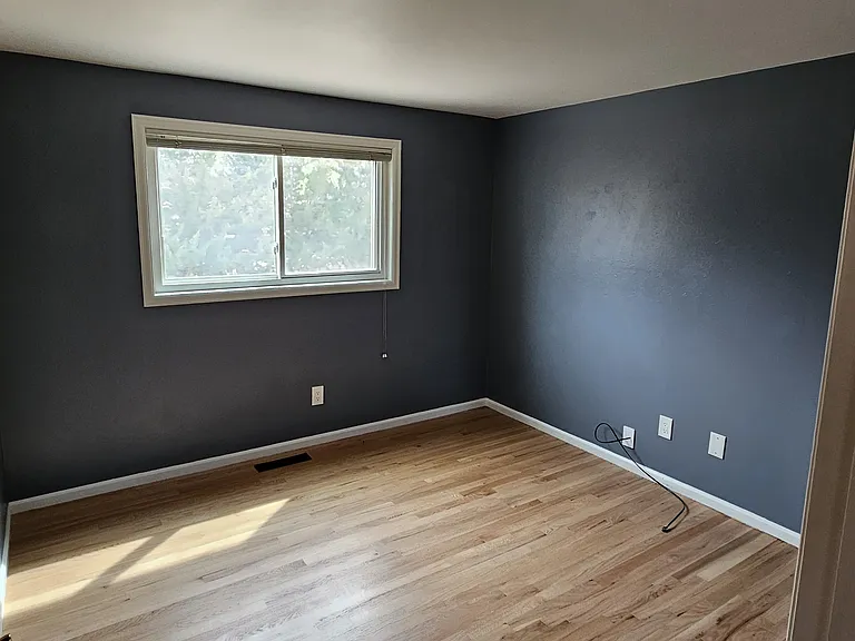 1805 S Pratt Pkwy — Photo 10