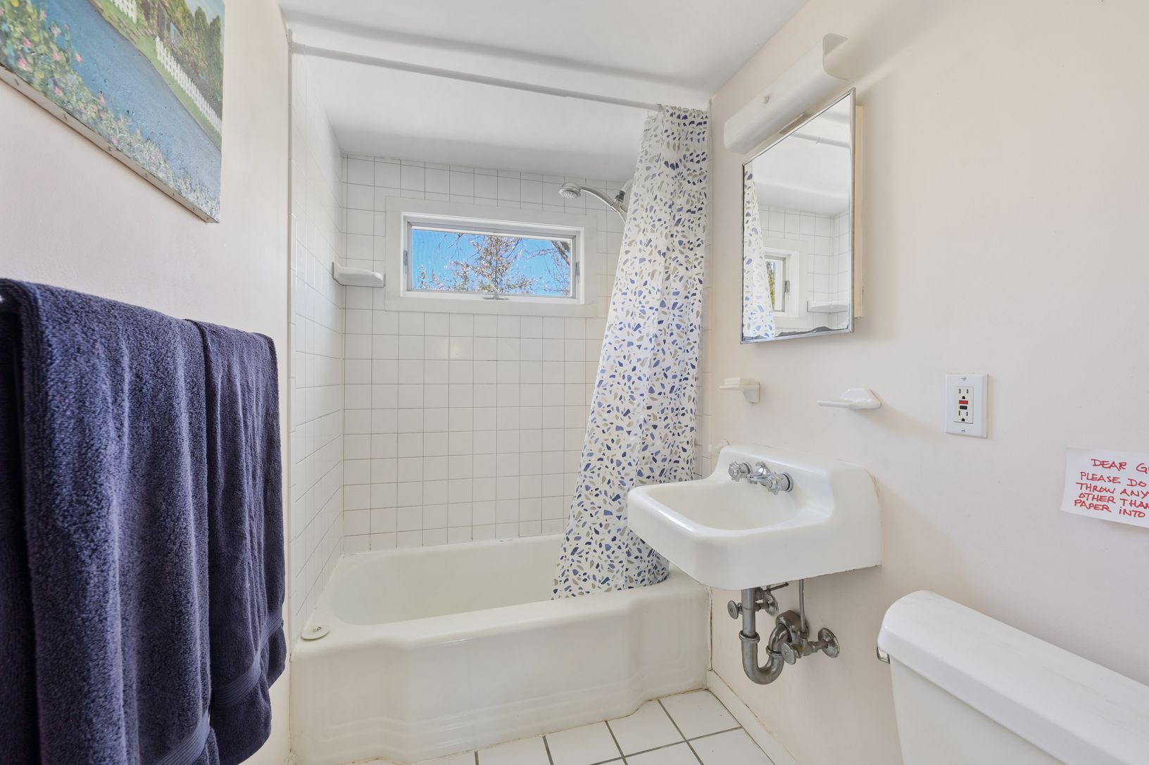  First Floor Guest Suite/Studio Bathroom