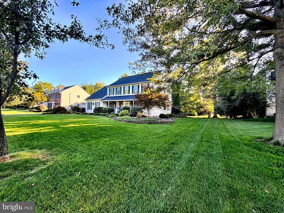 1st image of 658 Carpenters Way