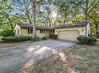 2580 Emerson Ave NW, Grand Rapids, MI 49544