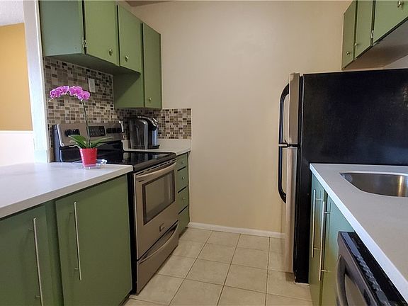 5th image of 12429 NE 130th Ct #F203