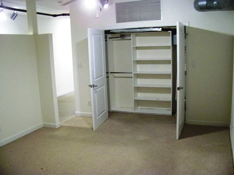 815 Porter St #319 — Photo 13
