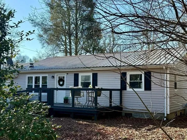 130 Ashe Ln, Bryson City, NC 28713