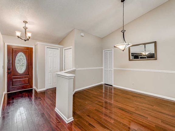 3rd image of 3378 Westfield Dr