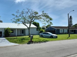 1967 SE Milbrook Ter, Port Saint Lucie, FL 34952