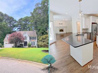 123 Greymist Ln, Cary, NC 27518