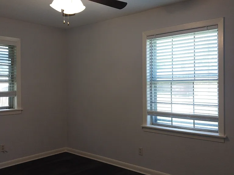 8611 Dover St — Photo 12