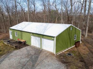 16446 Corinth Rd, Marion, IL 62959