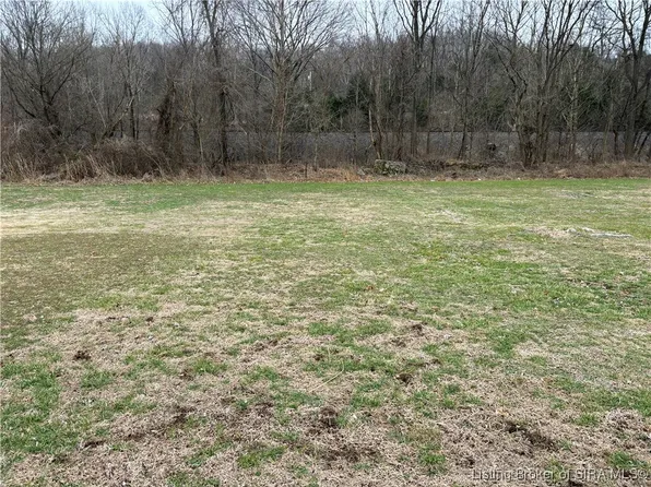 275 E Pleasant Avenue, Marengo, IN 47140