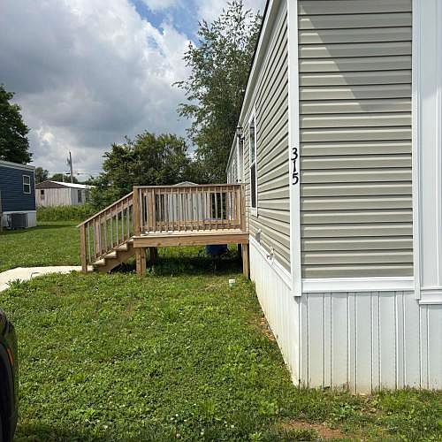 1st image of 315 Sycamore Loop