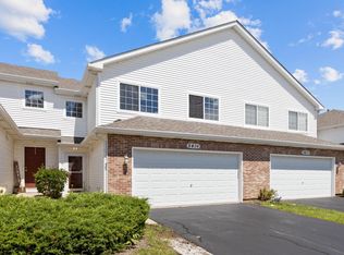 541 Mallard Ln #D, Sugar Grove, IL 60554