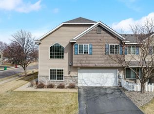3324 Jansen Way, Vadnais Heights, MN 55127