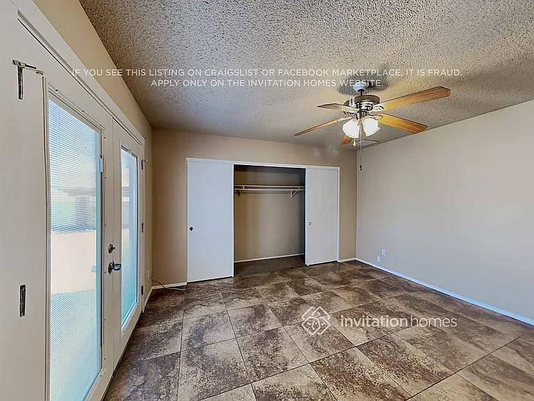 8639 W Clarendon Ave — Photo 5