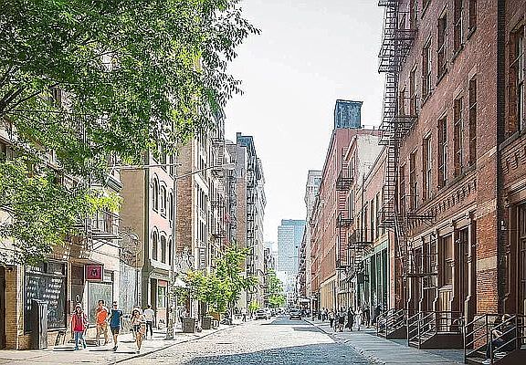 5th image of 242 Mulberry St APT 3