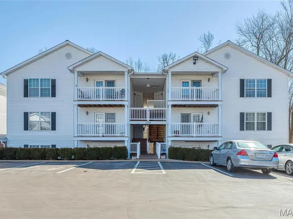 1408 Summertree Springs Ave APT I, Valley Park, MO 63088