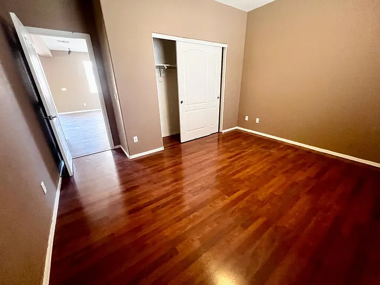 879 E Stottler Dr — Photo 22