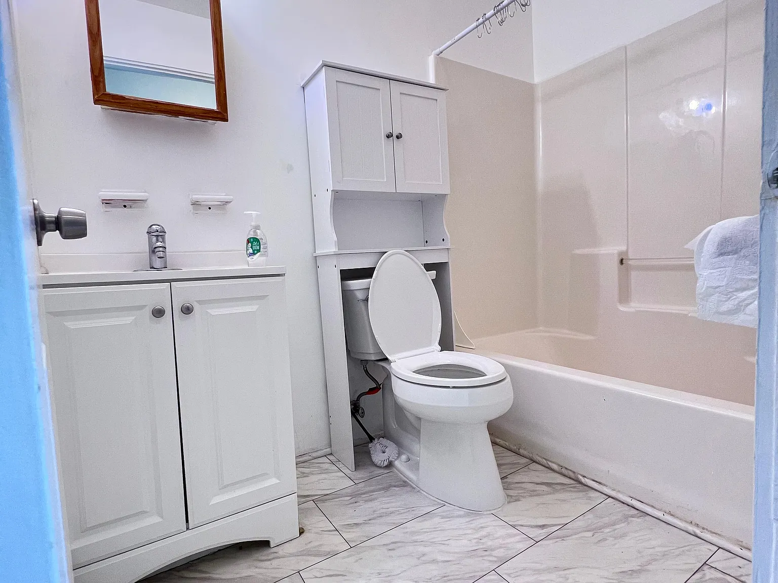 3 bed, 1150 sqft, $1,600 — Photo 4