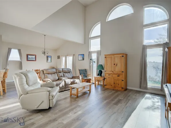 1305 N River Rock Dr, Belgrade, MT 59714