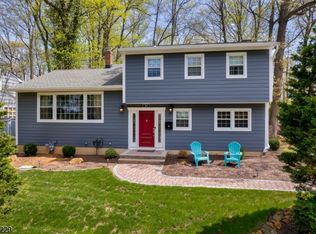 83 Hunterdon Blvd, New Providence, NJ 07974